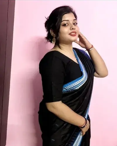 Call Girl in Hindoli